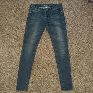 Size 1 stretchy jeans